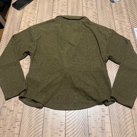 NWT Madewell Women's Olive Green Ribbed Knit Twist Front Collared Shirt Size L - Picture 9 of 9